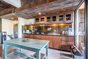 Your Dream Waterfront Villa