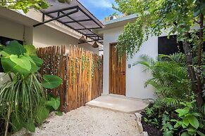 Casa Wayra Tulum - Boutique Condos