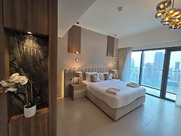 Royale Highend  Burj and Fountain View