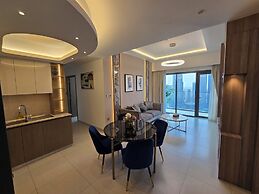 Royale Highend  Burj and Fountain View