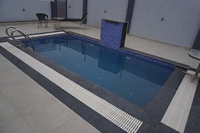 Jangal Resort