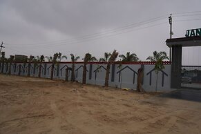 Jangal Resort