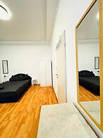 Central 1BR Apartment Near Augarten