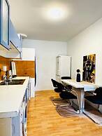 Bright 1BR Apartment Near Augarten