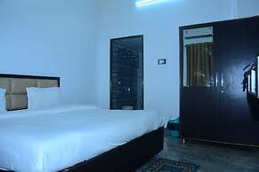 Shri Narayanam Guest House & Home Stay