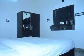 Shri Narayanam Guest House & Home Stay