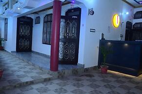 Shri Narayanam Guest House & Home Stay