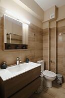 Citylight Apartment by Corfuescapes