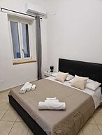 WHITEHOUSE LECCE