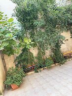 WHITEHOUSE LECCE