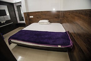 Sri Residency