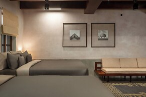 Delhi House