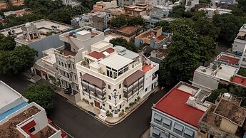 Delhi House