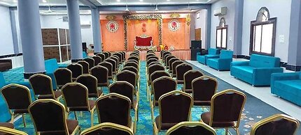Hotel Karishma Palace Badnawar