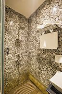 Alaya Stays Krishna Manor 3BHK With Pool