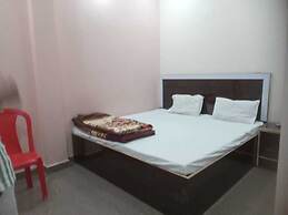 Lakshman Guest House