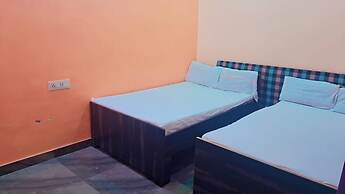 Lakshman Guest House