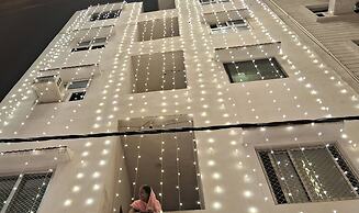Lakshman Guest House