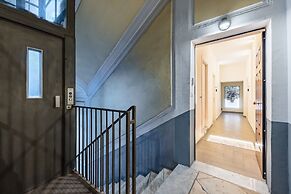 Solaris Suites