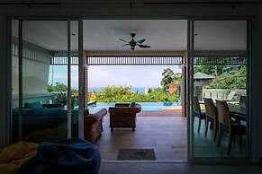 Luxury Seaview Villa, Infinity Pool, Sunset