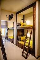 Banana Bunks Kandy