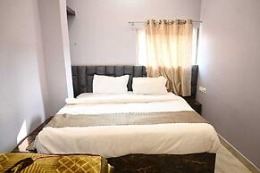 Trinetra Homestay