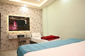 Trinetra Homestay