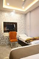 Trinetra Homestay