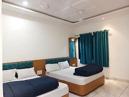 Hotel Raj Inn