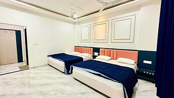 Hotel Raj Inn