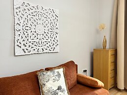 Lovely Studio for 4 with Garden
