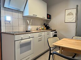 Lovely Studio for 4 with Garden