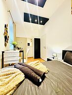 Bright Studio Stay Apt Near Rathausplatz