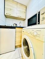 Bright Studio Stay Apt Near Rathausplatz
