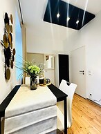 Bright Studio Stay Apt Near Rathausplatz