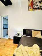 Bright Studio Stay Apt Near Rathausplatz