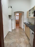 Cozy Studio Apt Near Rathausplatz