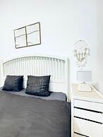 Cozy Studio Apt Near Rathausplatz