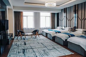 Kangurt Grand Hotel