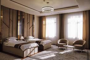 Kangurt Grand Hotel