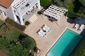 Villa Casa Di Billy in Chalikounas