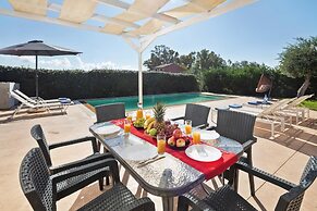 Villa Casa Di Billy in Chalikounas