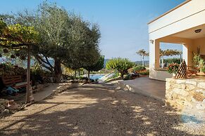 Villa Chloe With Private Pool
