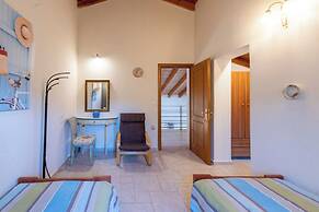 Villa Chloe With Private Pool