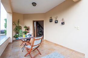 Villa Chloe With Private Pool
