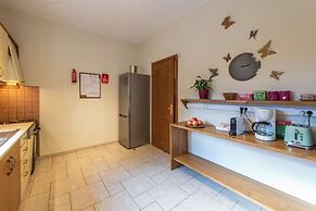 Villa Chloe With Private Pool