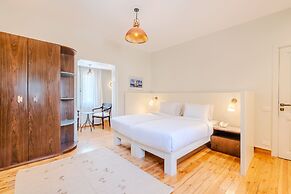Longchamps Hotel