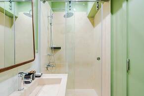 Longchamps Hotel