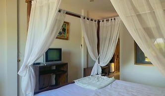 OYO 75597 The Tewsone Resort
