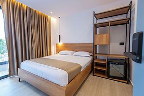 Hotel ENAD
